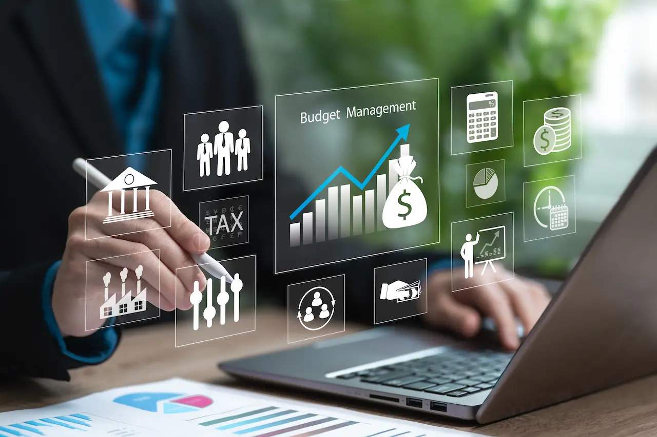 Cairns Airbnb income projection