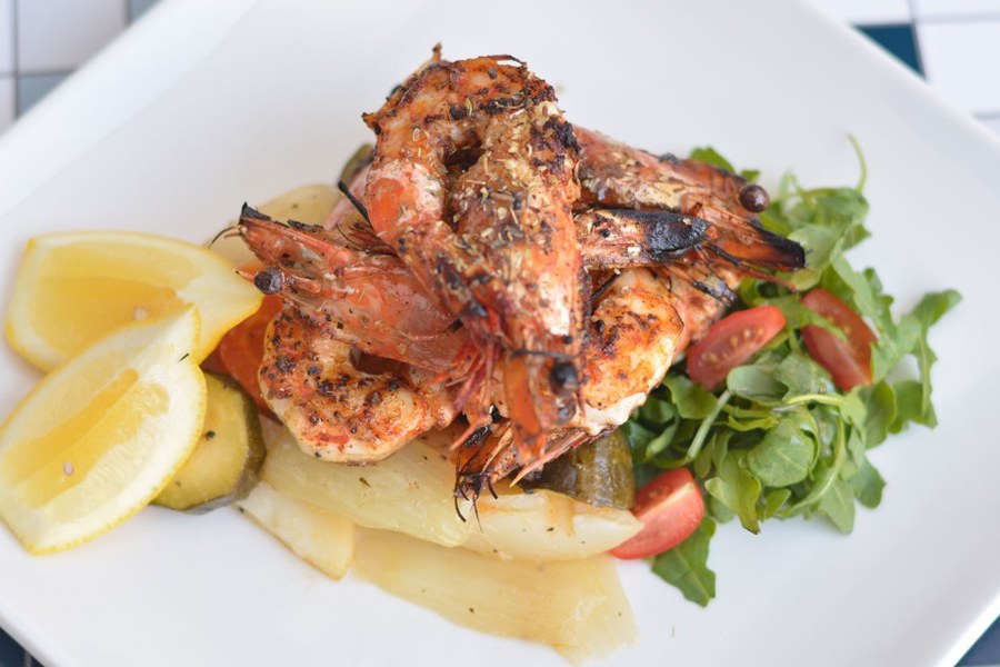 The Bluewater Bar and Grill